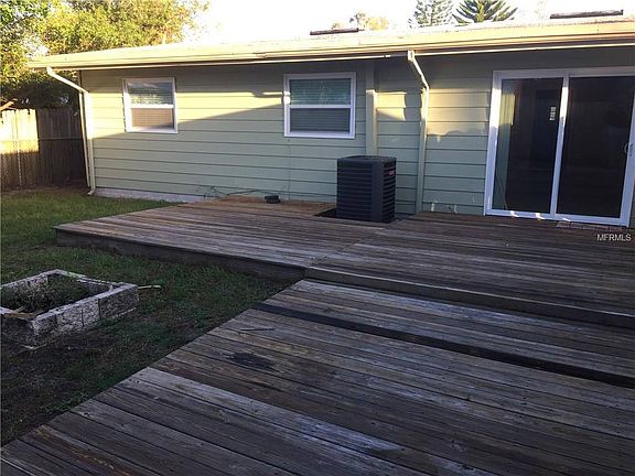 5th image of 4400 W Wallace Ave