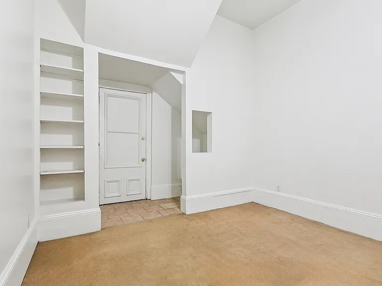 4200 Prytania St — Photo 10
