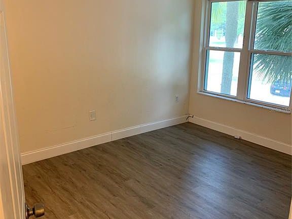 2nd image of 17202 Sandalwood Dr #17202
