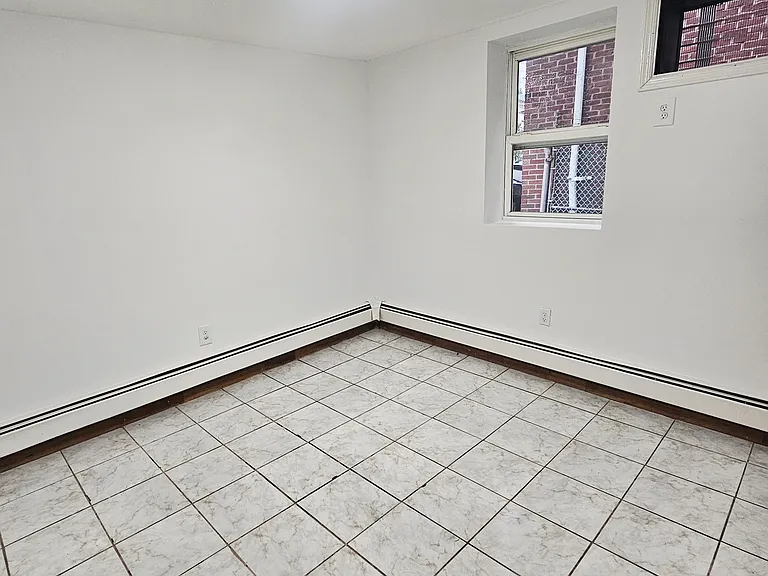 3500 Hudson Ave #1 — Photo 7