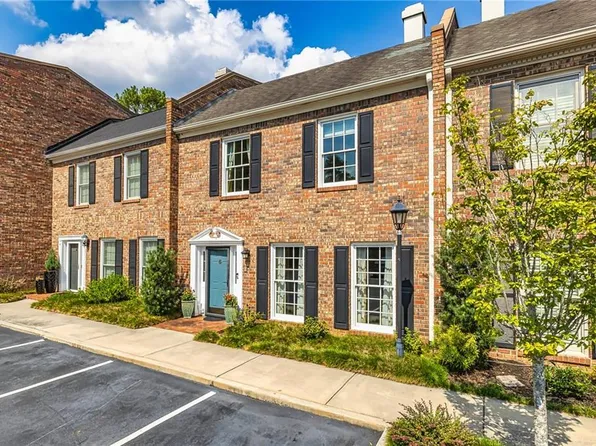 6 Kings Walk NE, Atlanta, GA 30307