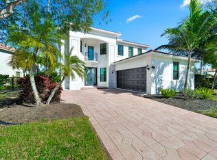 10643 Old Hammock Way, Wellington, FL 33414