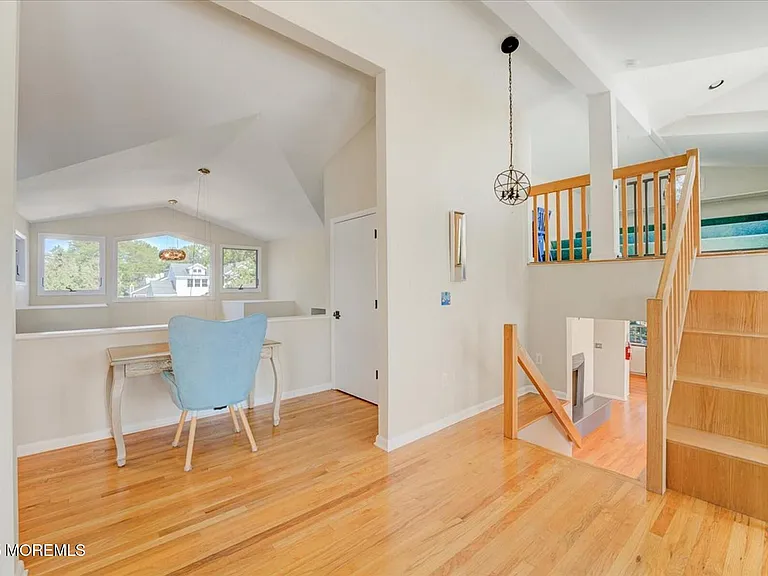74 Seneca Pl — Photo 29