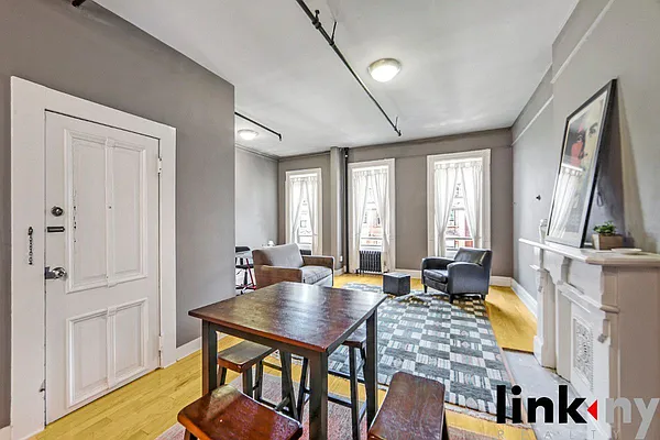 Sold by Link NY Realty | media 13