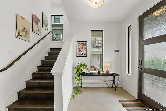 825 N Saint Marys St #301 — Photo 5