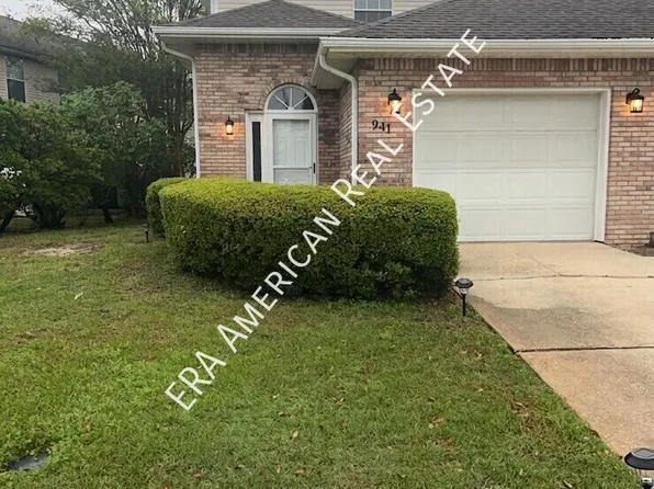 941 Harrelson Dr, Fort Walton Beach, FL 32547
