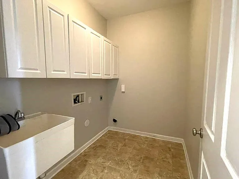 10345 Falling Leaf Dr NW — Photo 10