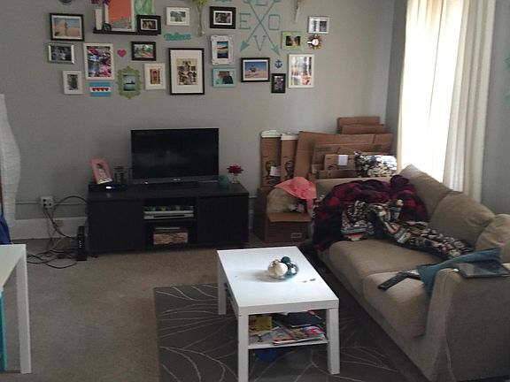 5th image of 2054 W Charleston St APT 2R