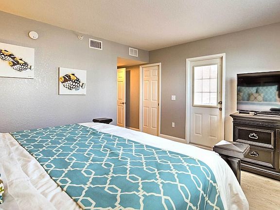 5th image of 445 Hamden Dr APT 206