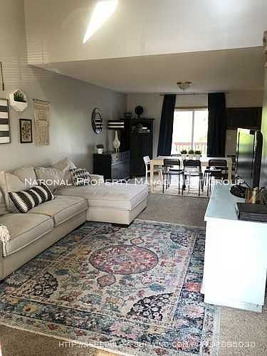 1st image of 1817 Kingbird Ln