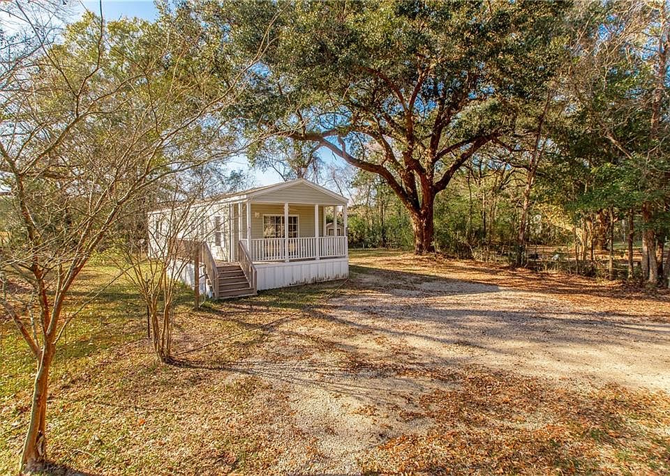 1st image of 34238 Edgar Kennedy Rd