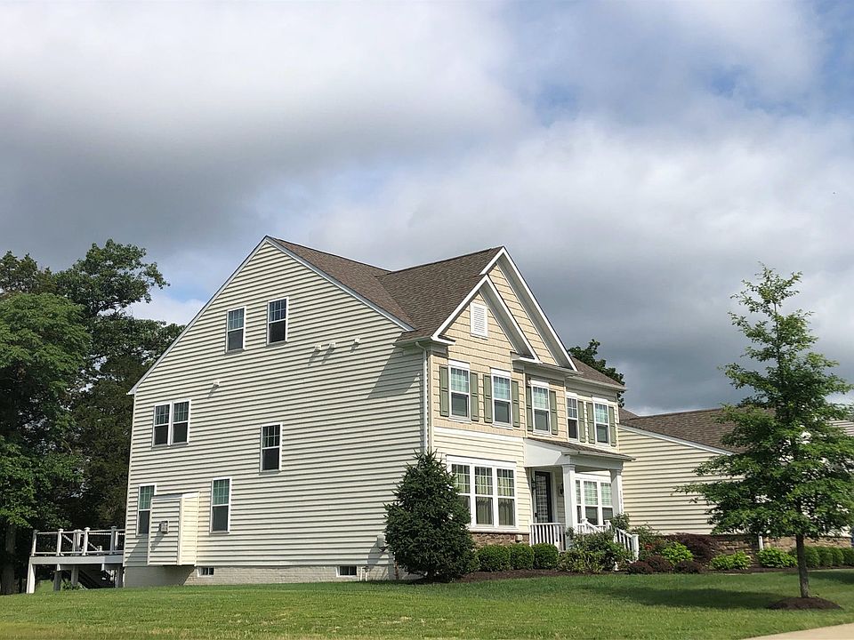 2nd image of 22019 Eastcreek Dr