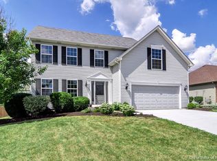 2223 Keim Dr, Aurora, IL 60503