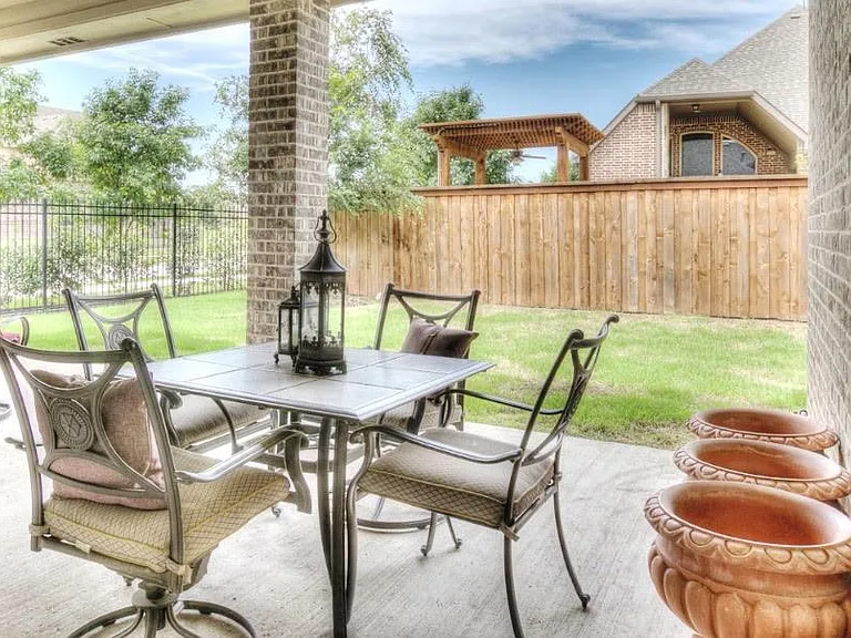 8117 Haltered Horse Ln — Photo 17