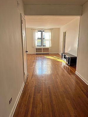 4th image of 48-21 40th St APT 6D