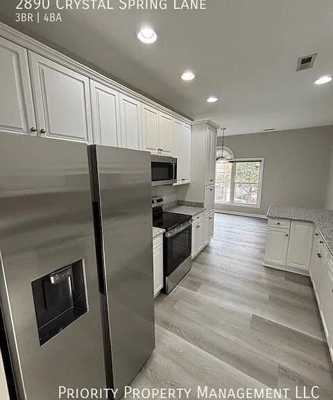 2890 Crystal Spring Ln — Photo 11