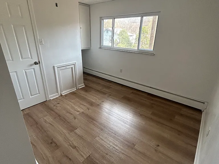 1048 Brackenridge Ave #2 — Photo 6