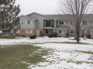 1141 Sunnyslope Dr, Racine, WI 53406