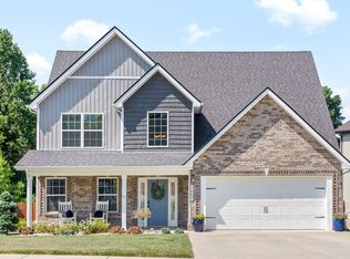 1063 Barnhill Rd, Clarksville, TN 37043