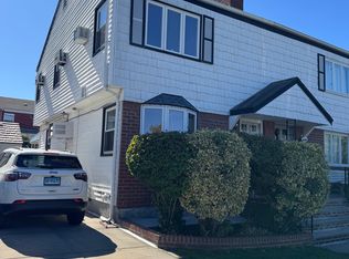 16346 21st Rd, Whitestone, NY 11357