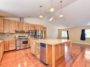 770 Washington Irving Dr, Colfax, CA 95713