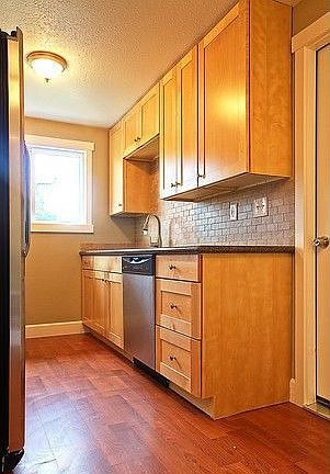 2nd image of 6201 E Portland Ave