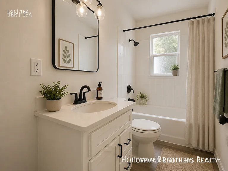 3960 Redwood Ave — Photo 4