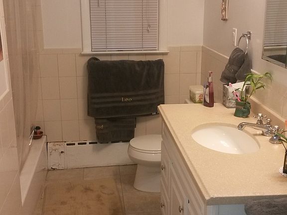3rd image of 93 Woodside Avenue # Fl 1ST