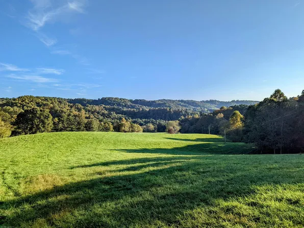 380 Laurel Creek Rd NE, Pilot, VA 24138