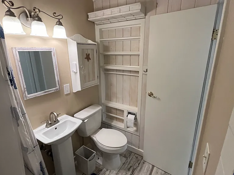 1476 Namouna St — Photo 18