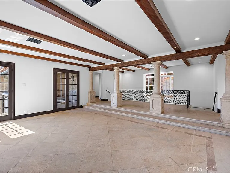 1316 Beverly Grove Pl — Photo 7