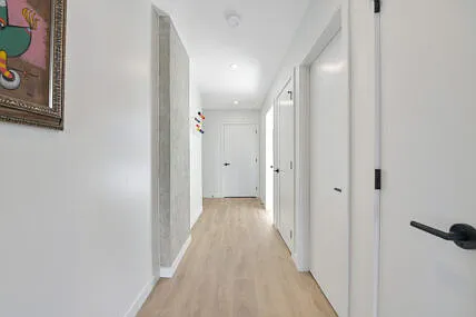 1097 View St — Photo 20
