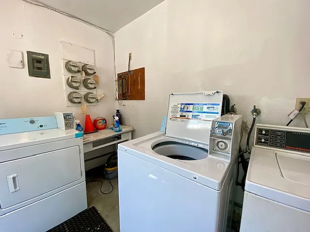 30 Rose Ave #3 — Photo 13