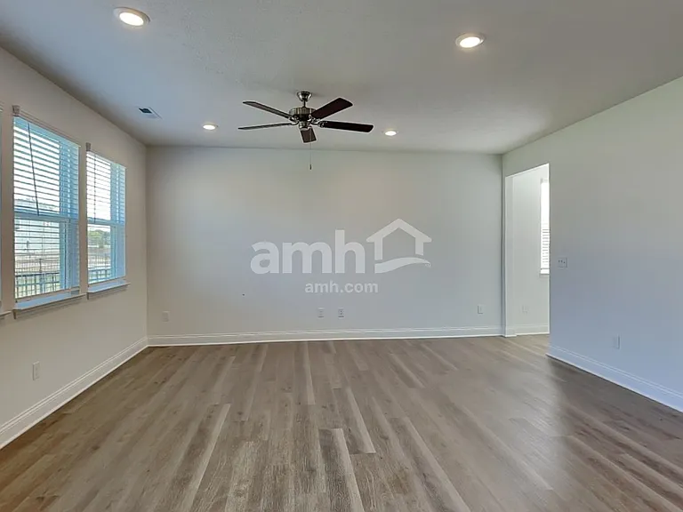 206 Rustic Barn Ct — Photo 6