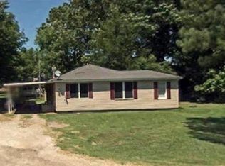882 Riverside Rd, Hollandale, MS 38748
