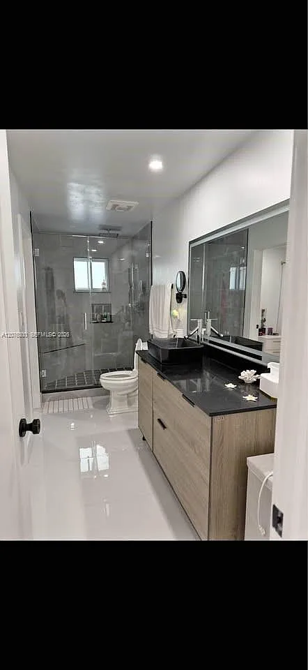 Hialeah 5th Addn — Photo 2