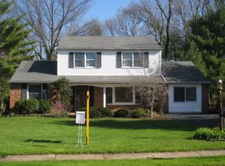 11 Lawrence Rd, Audubon, PA 19403