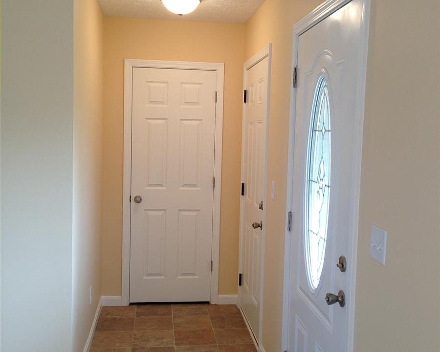 2nd image of 110B Susannah Ave