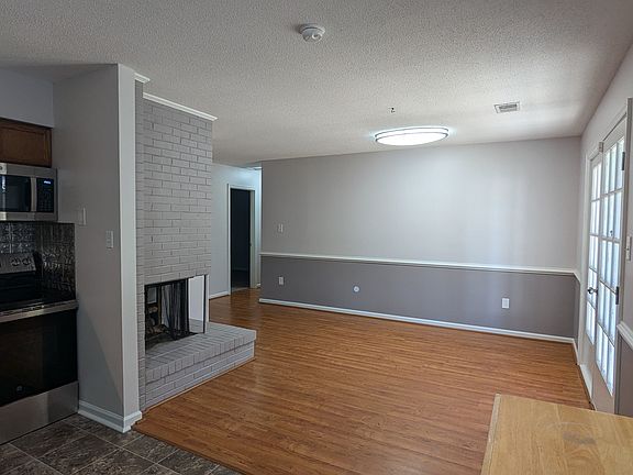 5th image of 5876 Goolagong Dr