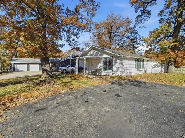 537 1st St, Evansdale, IA 50707