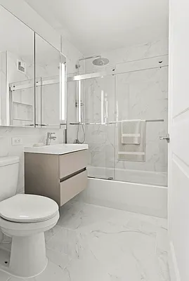 Rented by Platinum Properties | media 17