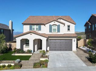 281 White Bark Ln, Simi Valley, CA 93065