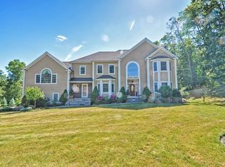 5 Chaplin Hills Rd, Georgetown, MA 01833