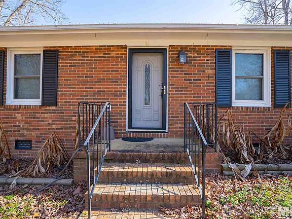 4th image of 5606 Willow Dr