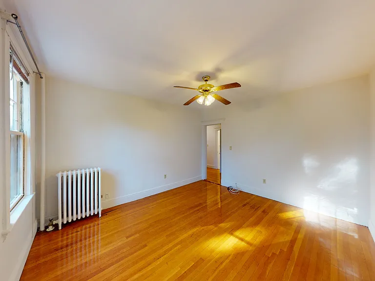 32 Sidlaw Rd #7 — Photo 4