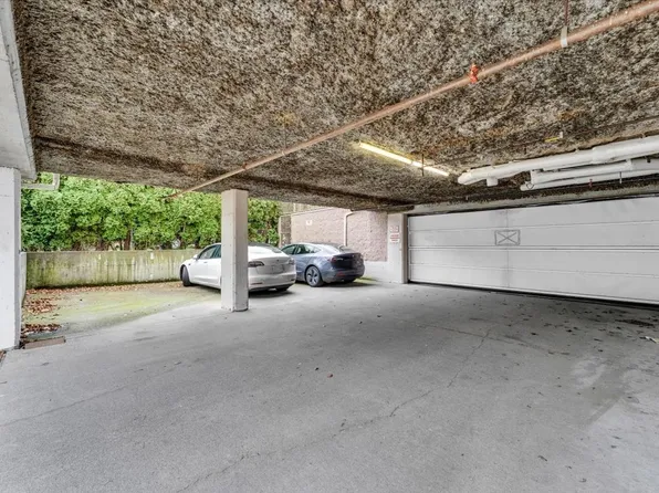 46000 1st Ave #102, Chilliwack, BC V2P 1W1