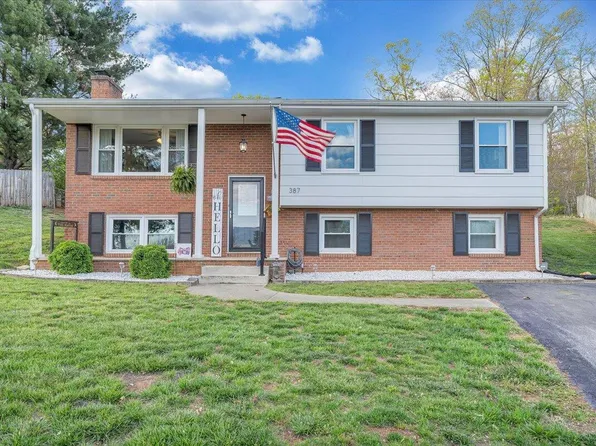 387 Ivie Cir, Salem, VA 24153