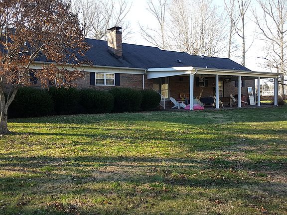 4th image of 121 Parkway Dr