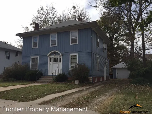 335 N 15th St, Manhattan, KS 66502