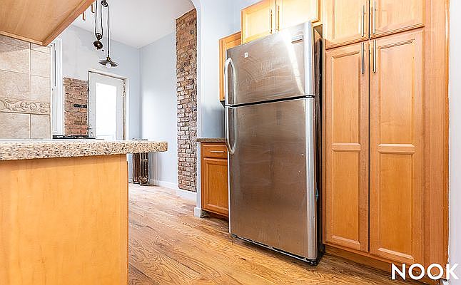 1st image of 83 Ryerson St #2